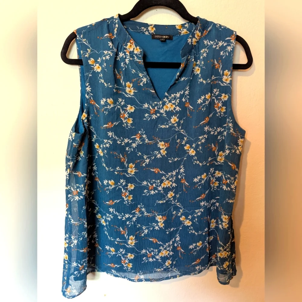 Papermoon Women's Lined V-Neck Floral Sleeveless Top - NWOT Size Large_2